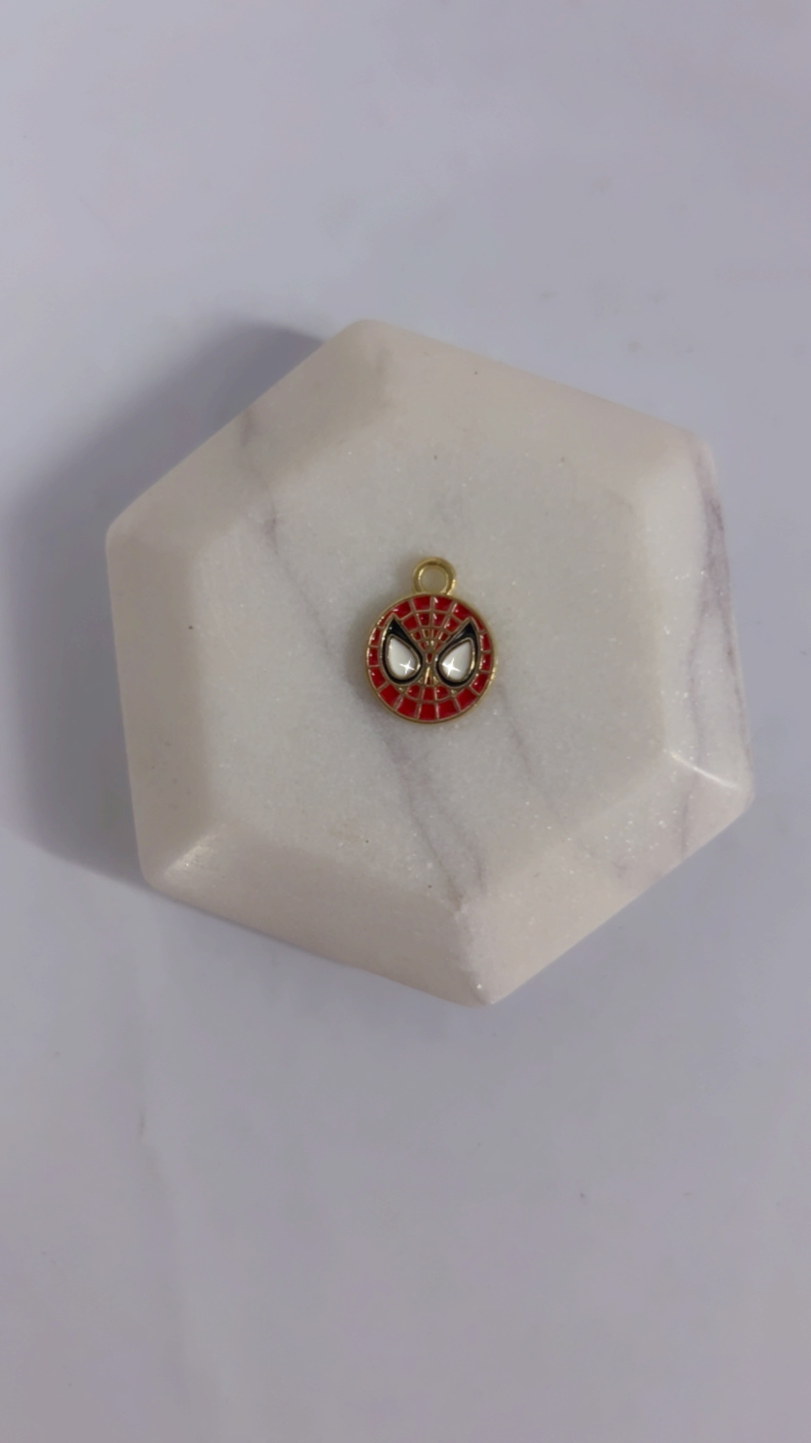 {"eId":"242138557067279","CameraPosition":1} Spiderman-face - Image 1